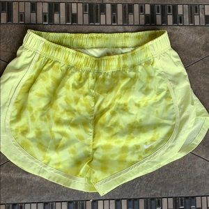 NIKE Women’s running shorts with Dri-Fit Technolog